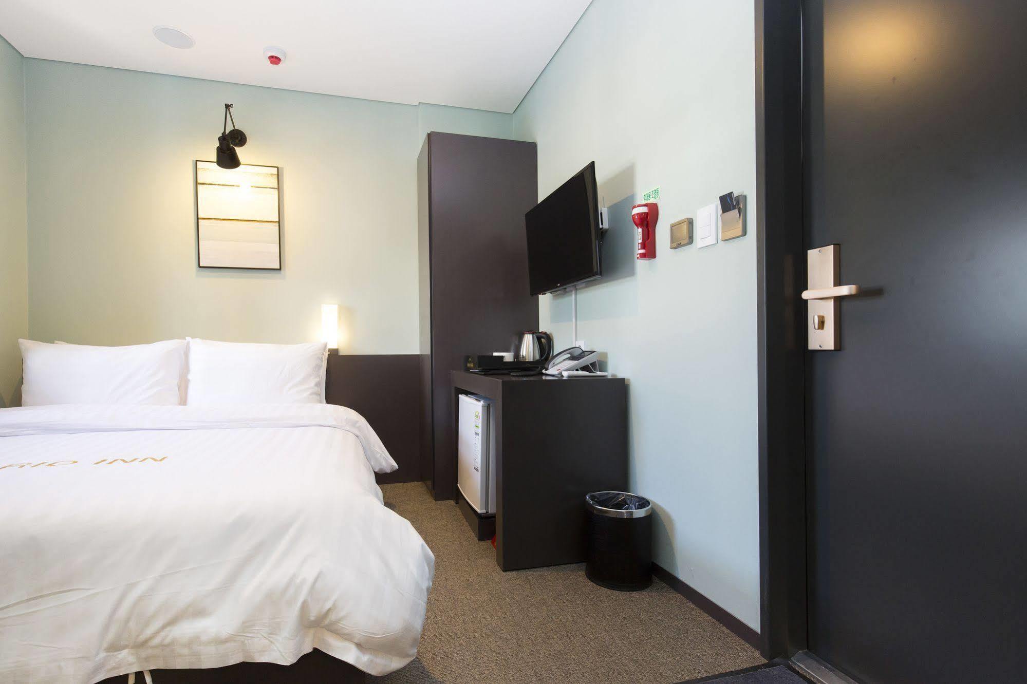 Grid Hotel 3*